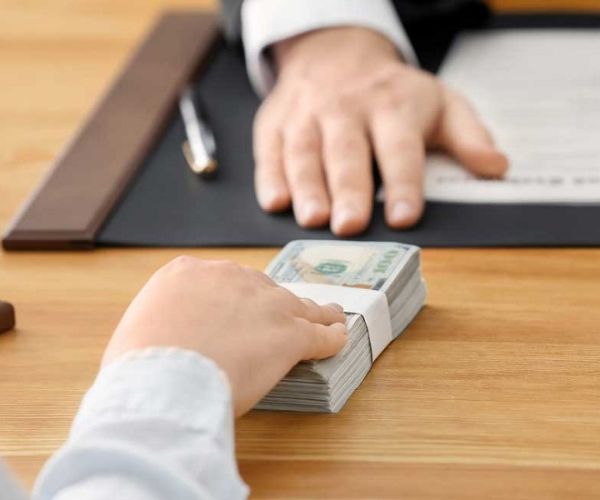 عقوبة جريمة الرشوة 